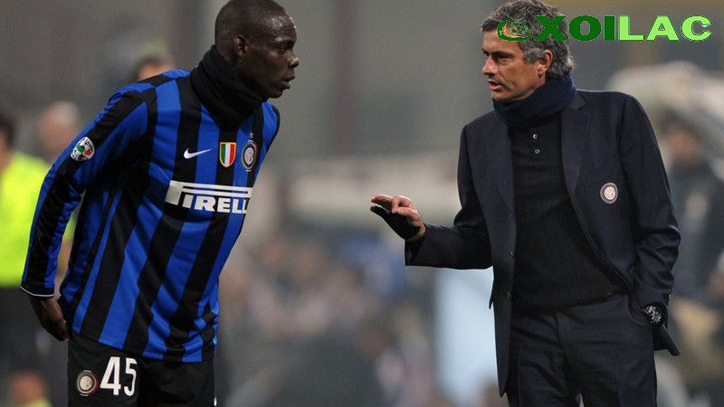 Cầu thủ Balotelli đã từng bị huấn luyện viên Jose Mourinho của Inter Milan chỉ trích